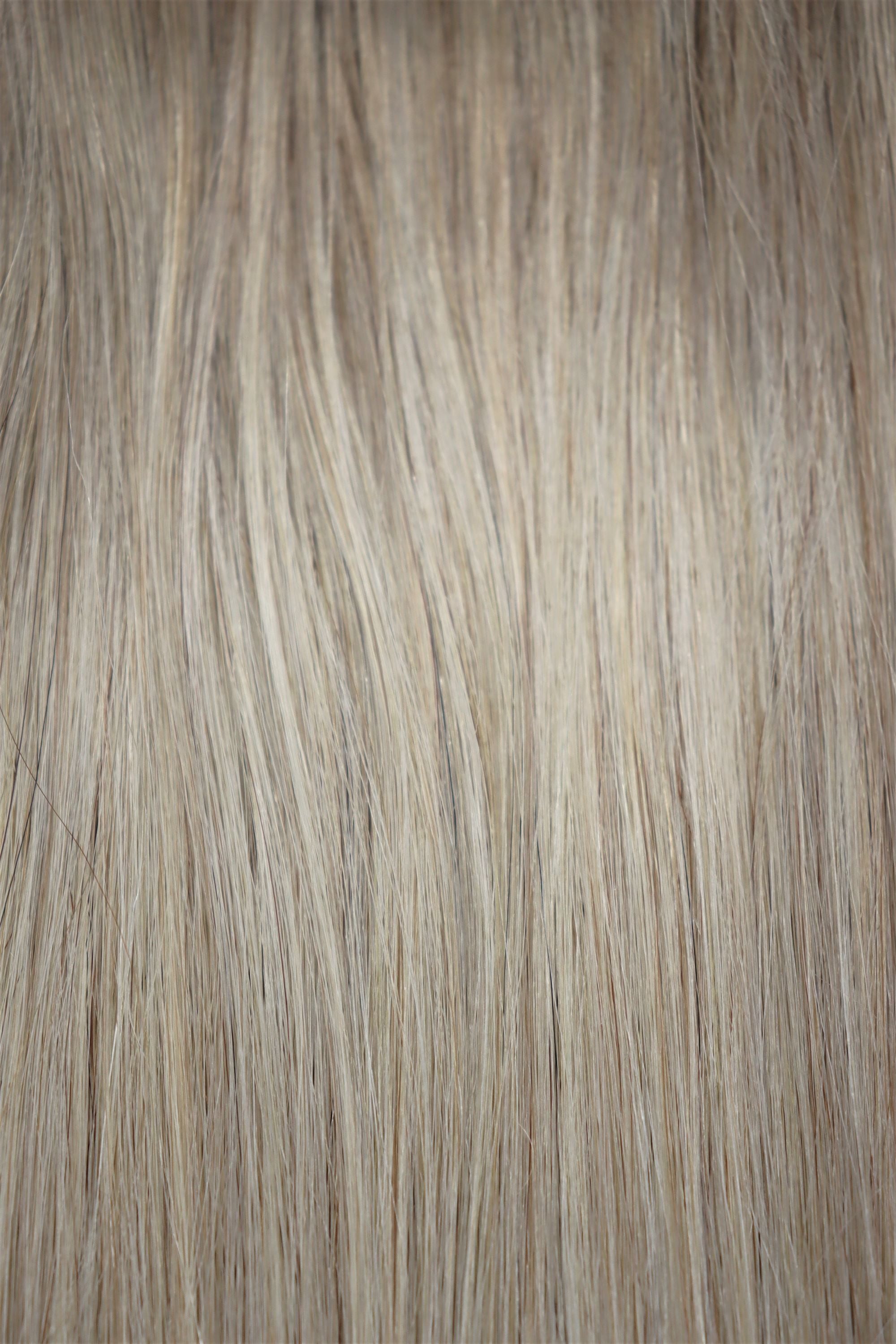 20&quot; Luxe Hand Tied Weft